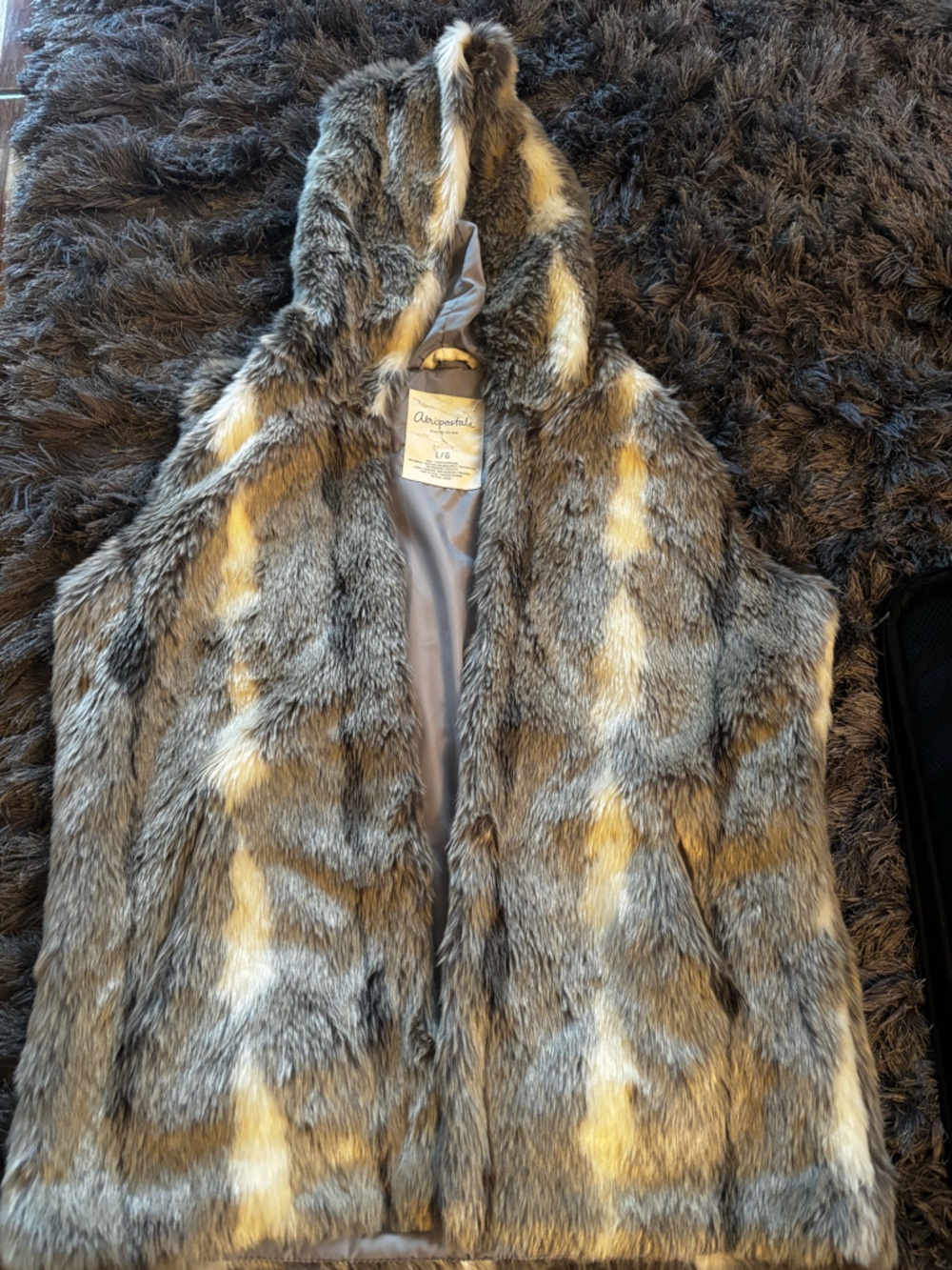 Aeropostale Faux Fur Hooded Vest in Gray and Cream